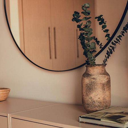 Voyage'S Stylish 1Br At Waters Edge Daire Abu Dabi Dış mekan fotoğraf