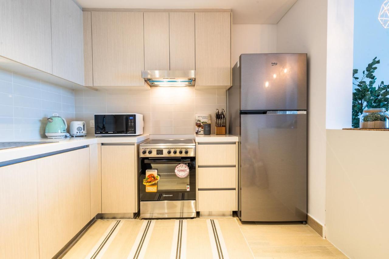 Voyage'S Stylish 1Br At Waters Edge Daire Abu Dabi Dış mekan fotoğraf