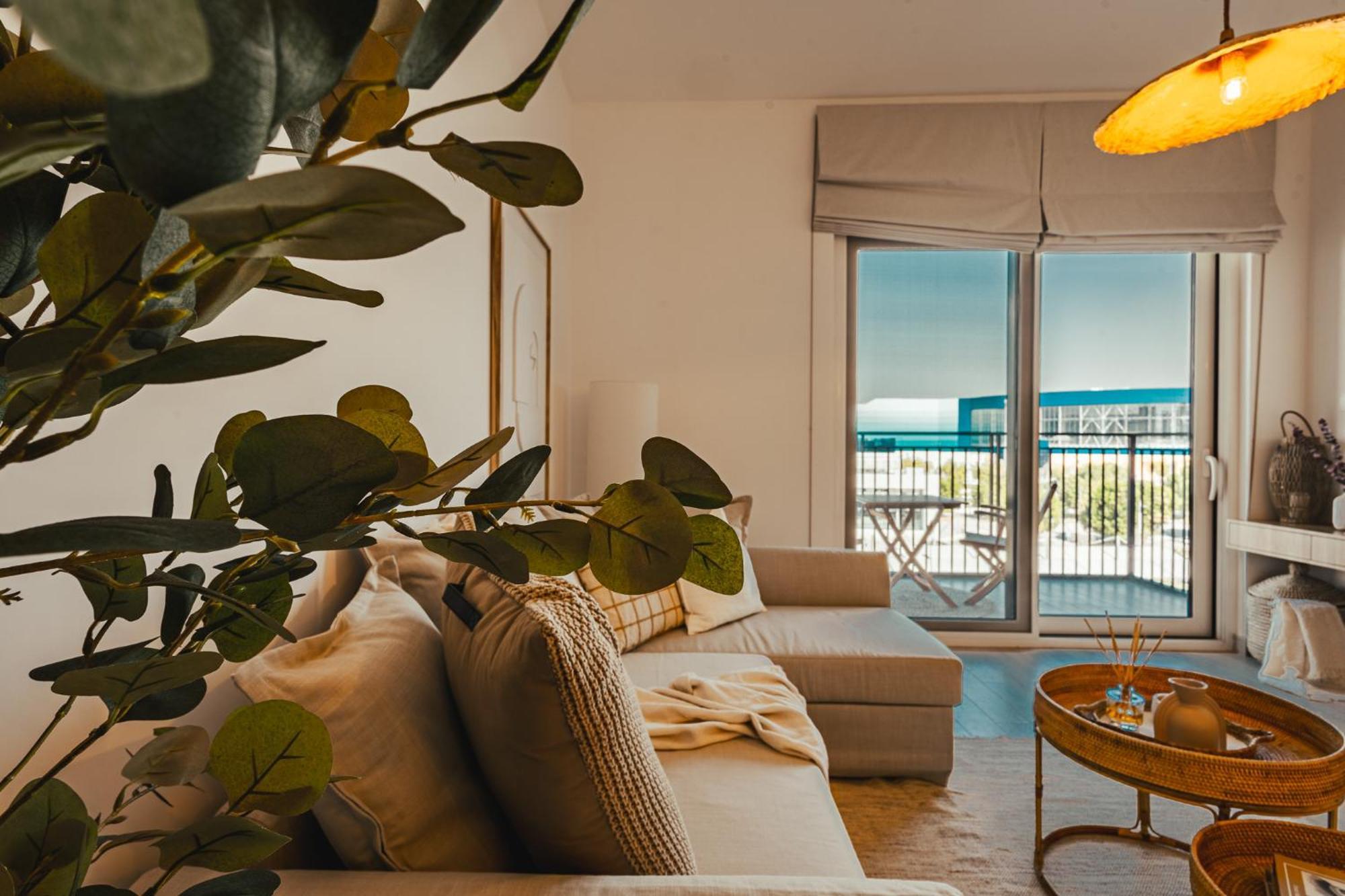 Voyage'S Stylish 1Br At Waters Edge Daire Abu Dabi Dış mekan fotoğraf